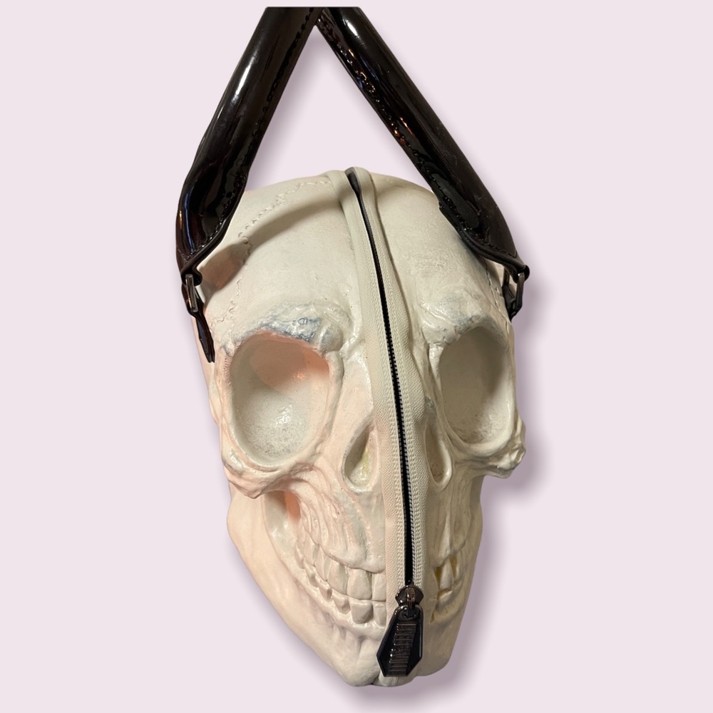 Kreepsville 666 Glow in the Dark Skull Purse
